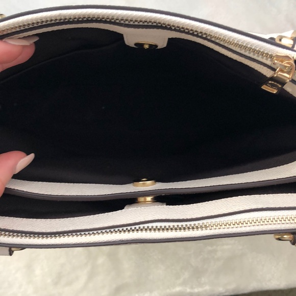 Coach White Bag - Picture 5 of 8